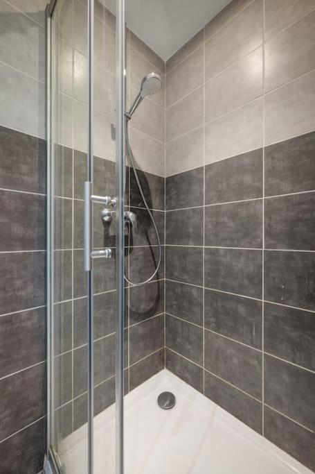 Appartement F3, 2 Chambres, 80M2 니스 외부 사진