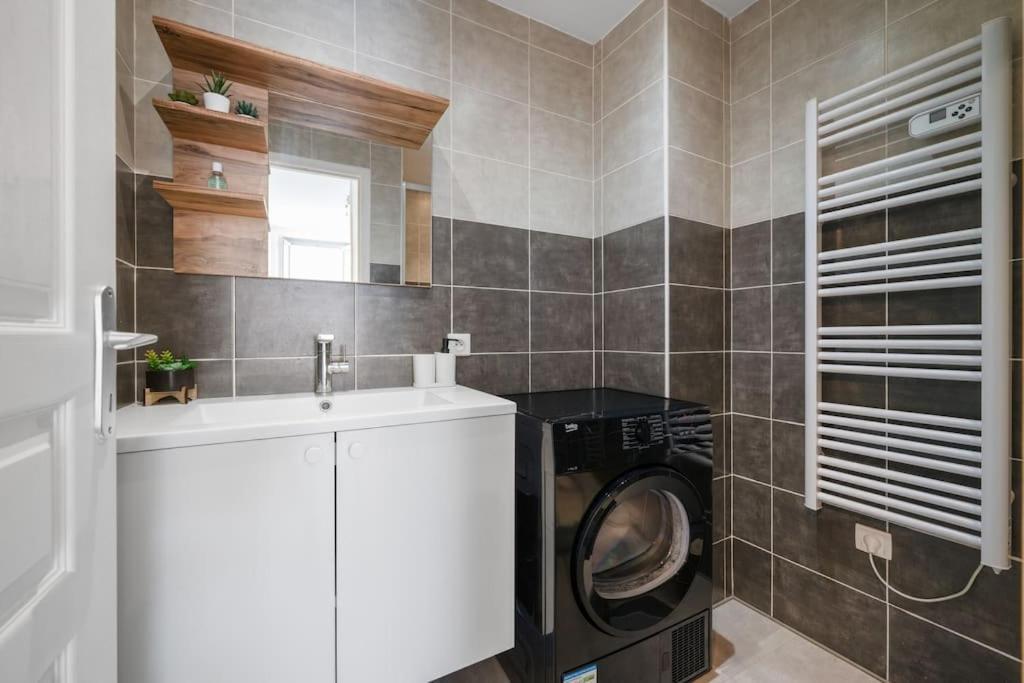 Appartement F3, 2 Chambres, 80M2 니스 외부 사진